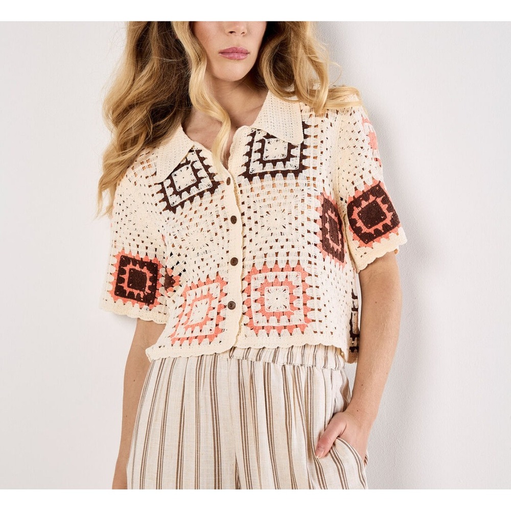 Apricot Crochet Granny Square Button Up Crop Shirt‎ Top Cream Brown Coral Small